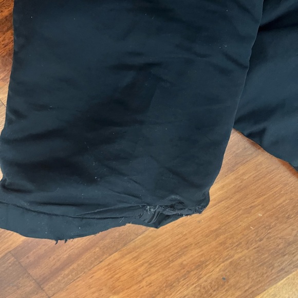 Kids snowpants size 10-12. Black. Used condition. - Picture 3 of 4